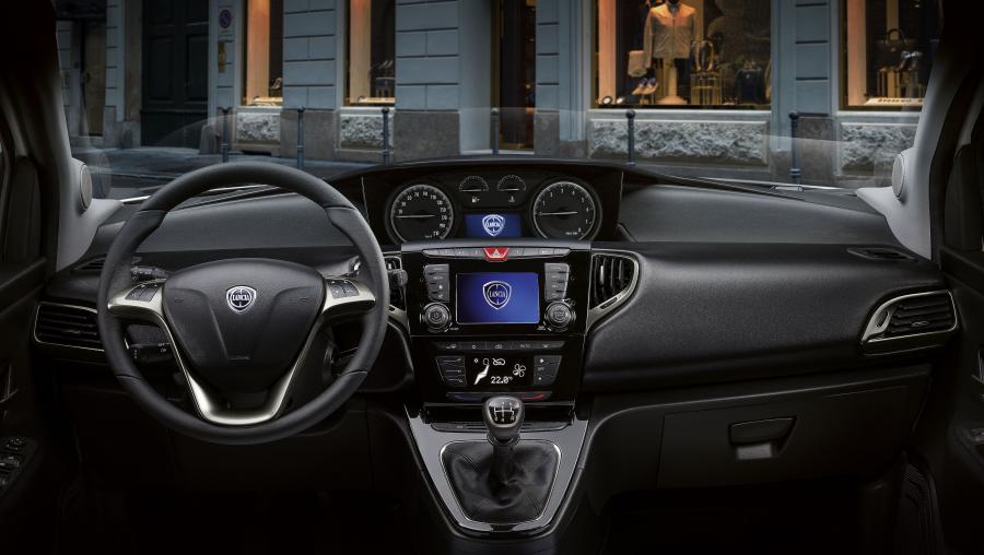 Торпедо Lancia Ypsilon Gold (846) 2018 года  (фото 6 из 10)